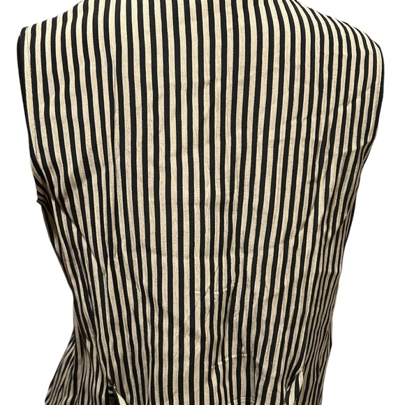 Petite sophisticate & co. Striped black and grey button down vest! - Picture 3 of 7